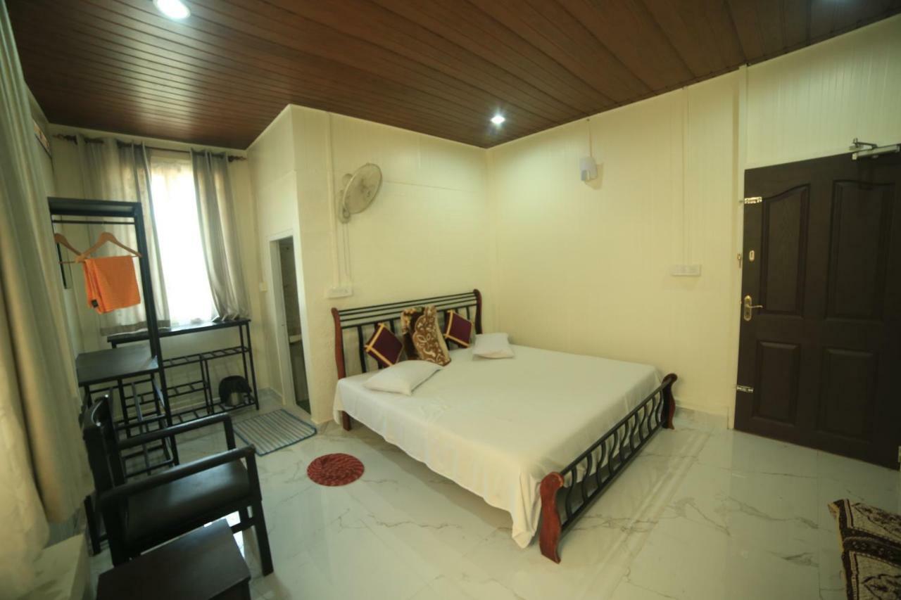 Gokulam Home Stay Munnar Bagian luar foto