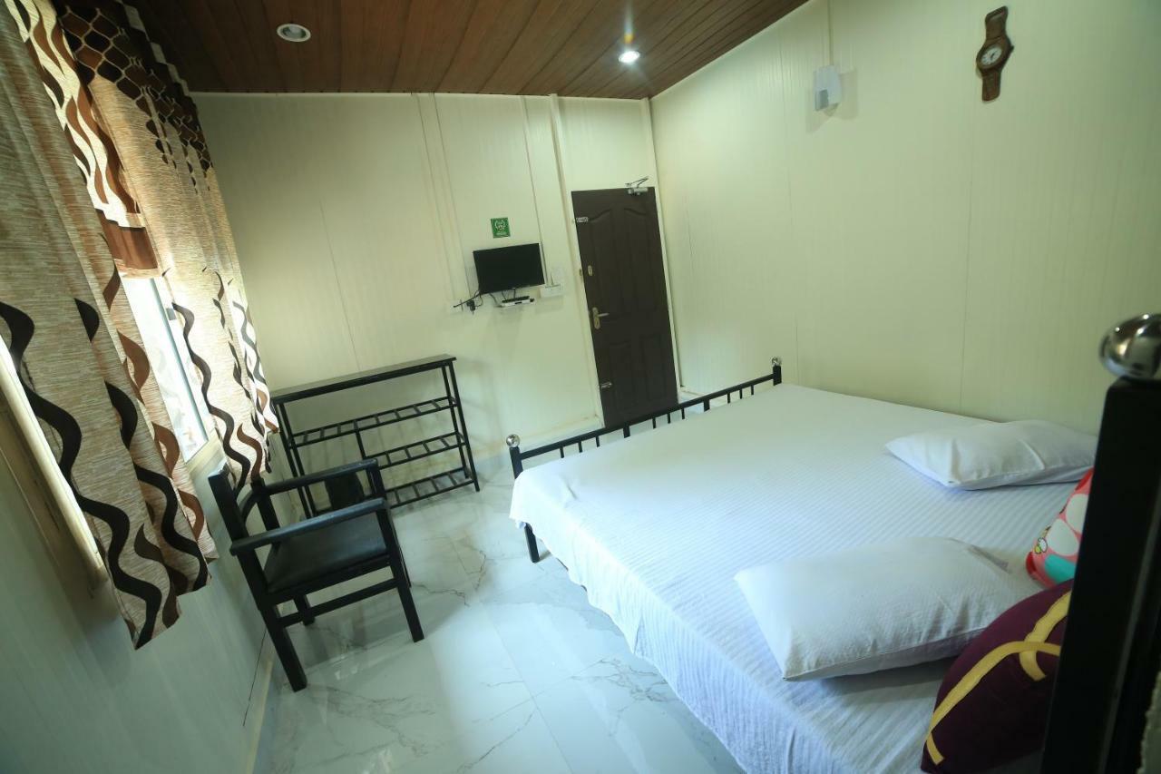 Gokulam Home Stay Munnar Bagian luar foto